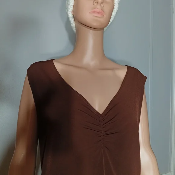 Size 3X brown tank top blouse. - Picture 2 of 8